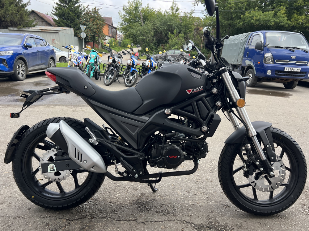 Мопед VMC Monster Plus CM48Q 48см3 (140) серия Y1250(двиг. фара LED линза (BLACK ЧЁРНЫЙ) МОТОУДАЧА. Магазин мототехники и садового инвентаря с доставкой по всей России