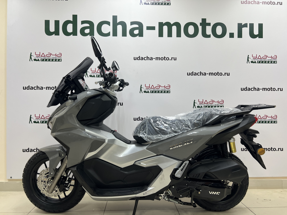 Скутер VMC JET 49CC 170 СЕРИЯ S1700 (Кабюратор, возд охлождение. тормоз сисит. COMBI BRAKE) (GREY CLOSSY серый) Удача. Магазин садового инвентаря и техники в Калуге