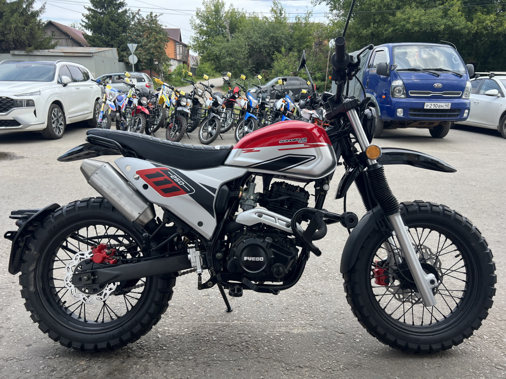 МОТОЦИКЛ FUEGO SCRAMBLER-Rambolor 250 (2024) (КРАСНЫЙ) МОТОУДАЧА. Магазин мототехники и садового инвентаря в Калуге