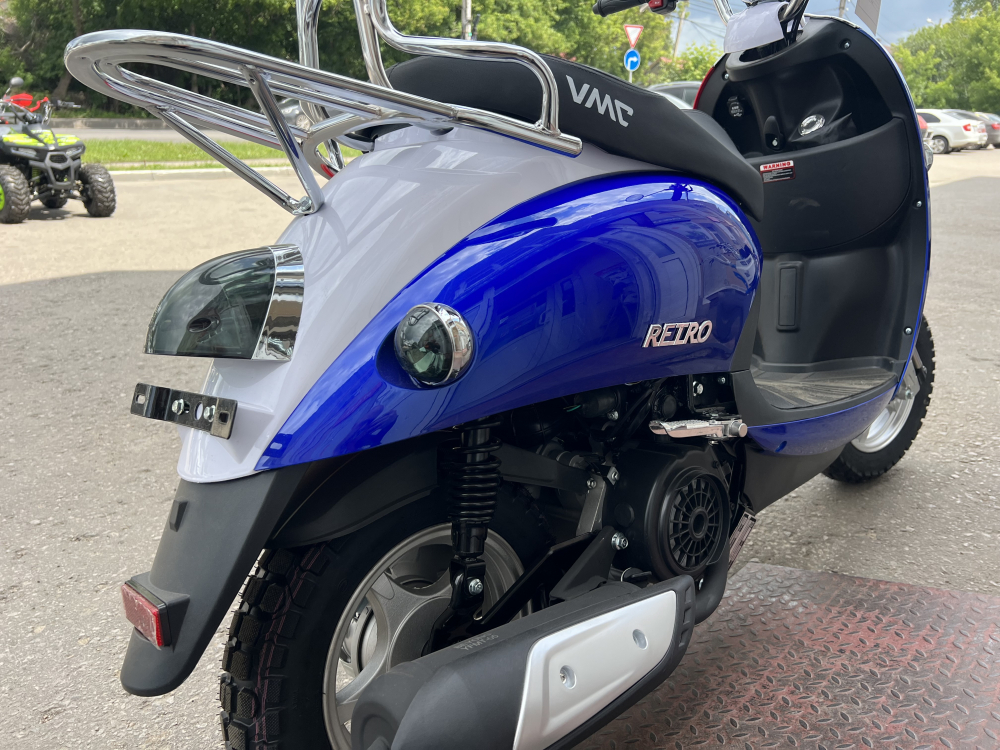 Скутер VENTO RETRO 49cc (150) сигнализация (99кг/100кг) WHITЕ/BLUE/RED ФРАНЦИЯ МОТОУДАЧА. Магазин мототехники и садового инвентаря  в Калуге