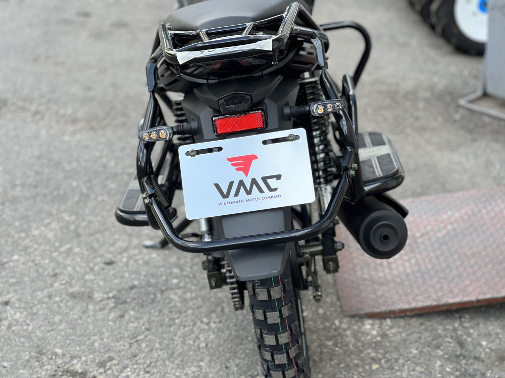 Мопед VMC AURA RS CM48Q 48 см3 СЕРИЯ R1250 (балансир.вал; LED фара/фонарь/панель приборов) VIN (BLACK- LIGHT BLUE) МОТОУДАЧА. Магазин мототехники и садового инвентаря в Калуге