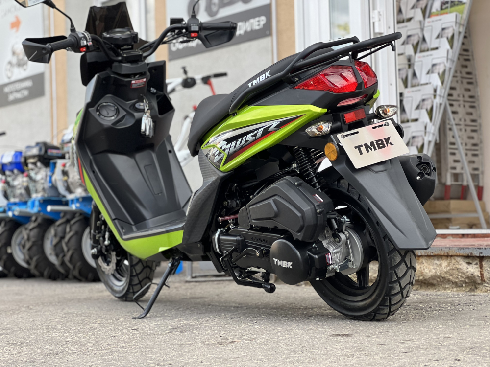 Скутер TMBK SCOOTER RIFLE 50сс (150) LIME GREEN MATT/BLACK МОТОУДАЧА. Магазин мототехники и садового инвентаря в Калуге