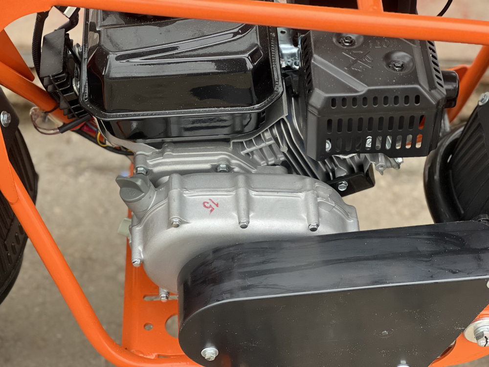 Мотоцикл СКАУТ САФАРИ 3L-8+ BIGFOOT (ФАРА, перед и зад подвес., KP230 -8 л.с.,руч.старт, диск торм) МОТОУДАЧА. Магазин мототехники и садового инвентаря с доставкой по всей России