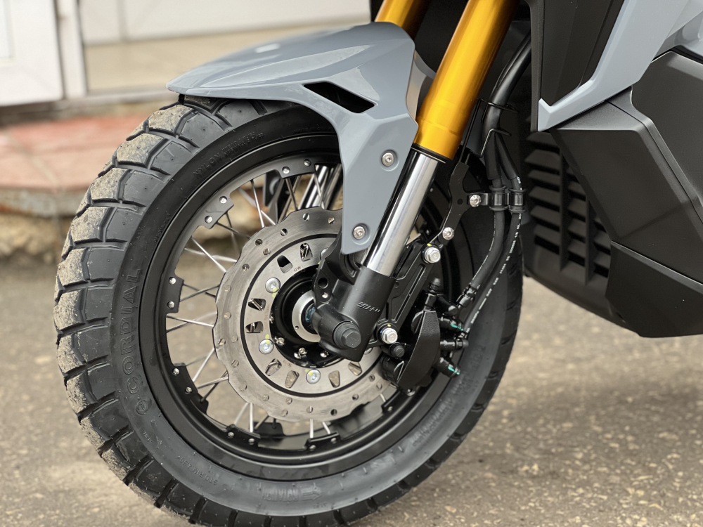 Скутер VMC DISCOVERY ТY50QT-77H 49 см3 СЕРИЯ T1700 (GLOSSY GREY) МОТОУДАЧА. Магазин мототехники и садового инвентаря с доставкой по всей России