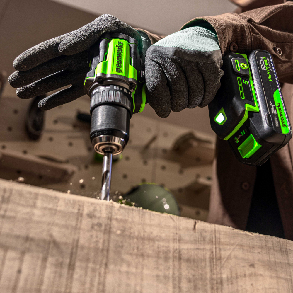 24V Дрель-шуруповерт акк.DD560,б/щет,30/60 Нм,13мм,Anti-kickback,1х2Ач,ЗУ,кор (3708407CUA) МОТОУДАЧА. Магазин мототехники и садового инвентаря с доставкой по всей России