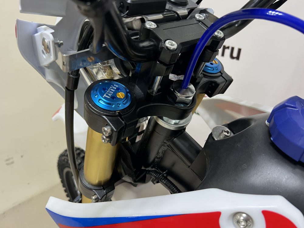 Питбайк MOTAX MX 125 (17/14) черный-белый-синий МОТОУДАЧА. Магазин мототехники и садового инвентаря с доставкой по всей России