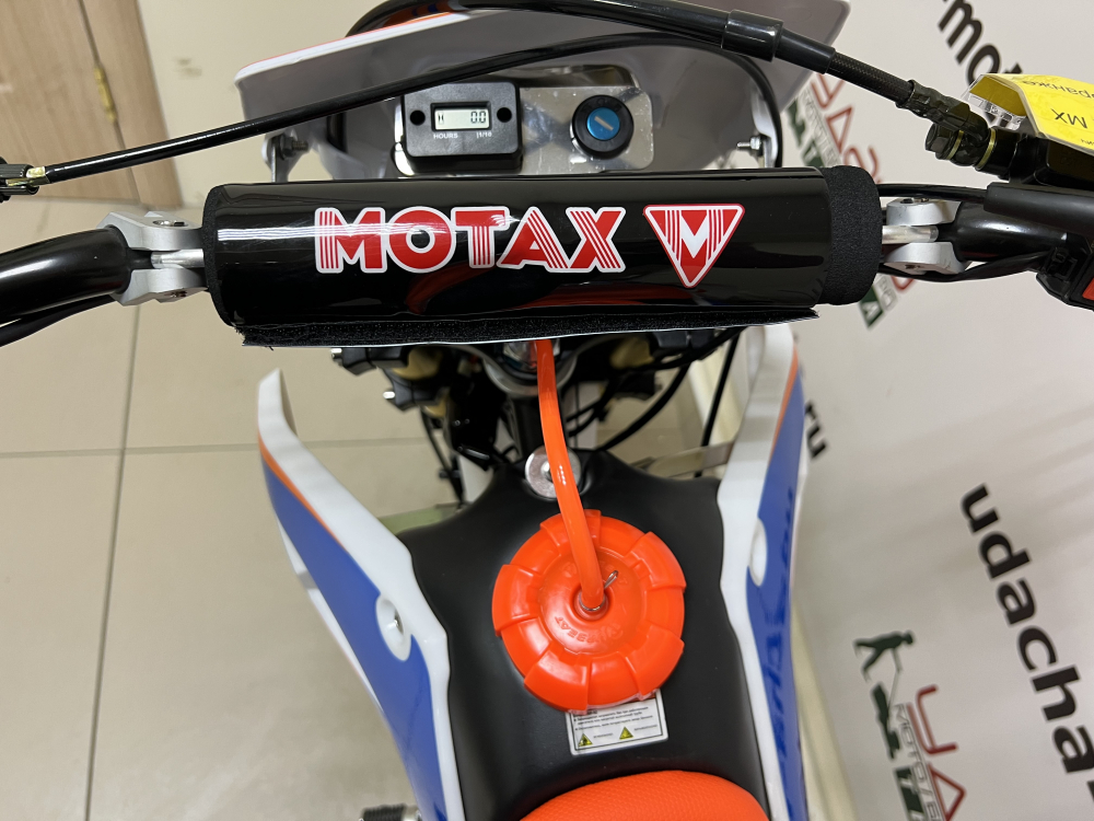 Питбайк MOTAX MX 125 (17/14) черный-белый-оранжевый МОТОУДАЧА. Магазин мототехники и садового инвентаря с доставкой по всей России