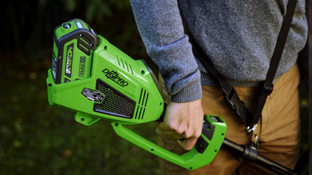 40V Триммер аккумуляторный Greenworks GD40BC, 40 см, бесщеточный,с 1хАКБ 8 Ач и ЗУ МОТОУДАЧА. Магазин мототехники и садового инвентаря с доставкой по всей России