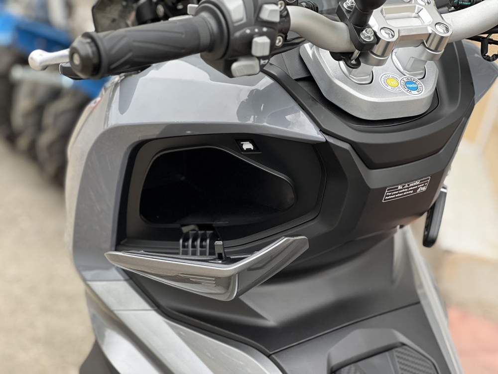Скутер VMC JET PRO CL49QT-3A 49 см3 СЕРИЯ T1800 (Инжектор, возд охлажд., COMBI BRAKE) VIN (GREY) МОТОУДАЧА. Магазин мототехники и садового инвентаря с доставкой по всей России