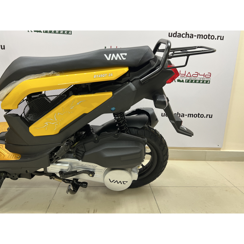Скутер VMC (VENTO)  NAKED 49cc (150) (HONDA ZOOMER REPLICA) сигнализация, (Жёлтый)багажник под кофр МОТОУДАЧА. Магазин мототехники и садового инвентаря с доставкой по всей России