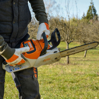 Аккумуляторная пила Stihl  MSA 220 C-B 16" (40см) 3/8"P 1.3 55 зв. без аккумулятора МОТОУДАЧА. Магазин мототехники и садового инвентаря с доставкой по всей России