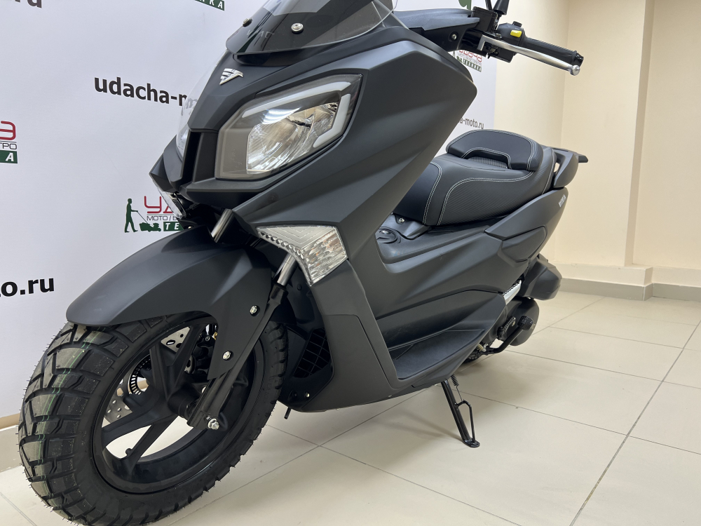Скутер VMC (VENTO) MAX (200сс) (MATT BLACK) Чёрный матовый МОТОУДАЧА. Магазин мототехники и садового инвентаря с доставкой по всей России