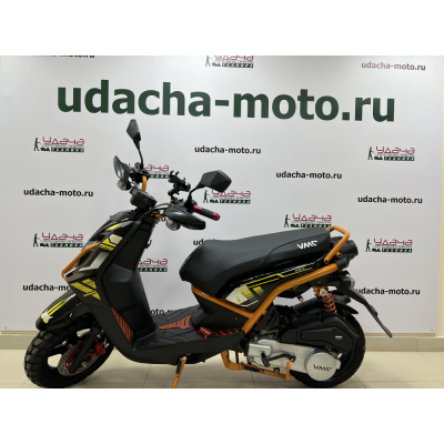 Скутер VMC (VENTO) SMART 49cc (150) (YAMAHA BWS REPLICA сигнализация) (BLACK/ORANGE) Оранжевый МОТОУДАЧА. Магазин мототехники и садового инвентаря с доставкой по всей России