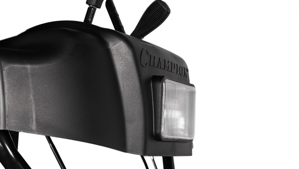 Снегоотбрасыватель  CHAMPION ST861E (10лс61см6F/2Rколеса4л90,5кг эл.стартер,фара,обогрев,зимний дв.) МОТОУДАЧА. Магазин мототехники и садового инвентаря с доставкой по всей России