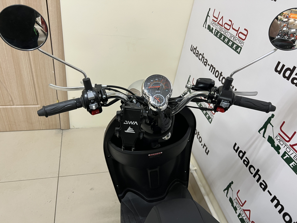 Скутер VENTO RETRO 49cc (150) сигнализация (99кг/100кг) (BLACK) Чёрный глянцевый МОТОУДАЧА. Магазин мототехники и садового инвентаря с доставкой по всей России