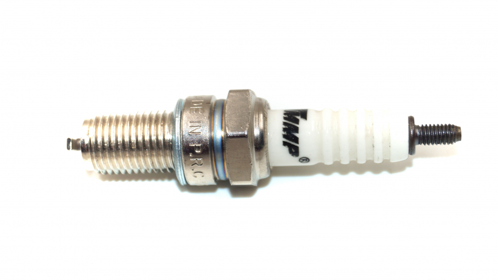 Свеча  DR8EA 4 т. деш. CROWN (150 см3) Скутер МОТОУДАЧА. Магазин мототехники и садового инвентаря с доставкой по всей России