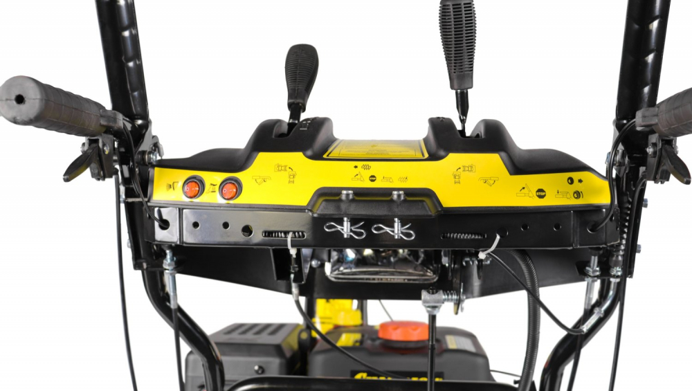 Снегоотбрасыватель CHAMPION STT1171E (12лс70см6F/2Rгусениц5,5л123,5кг эл.старт,фара,обогрев,зимн.дв) МОТОУДАЧА. Магазин мототехники и садового инвентаря с доставкой по всей России