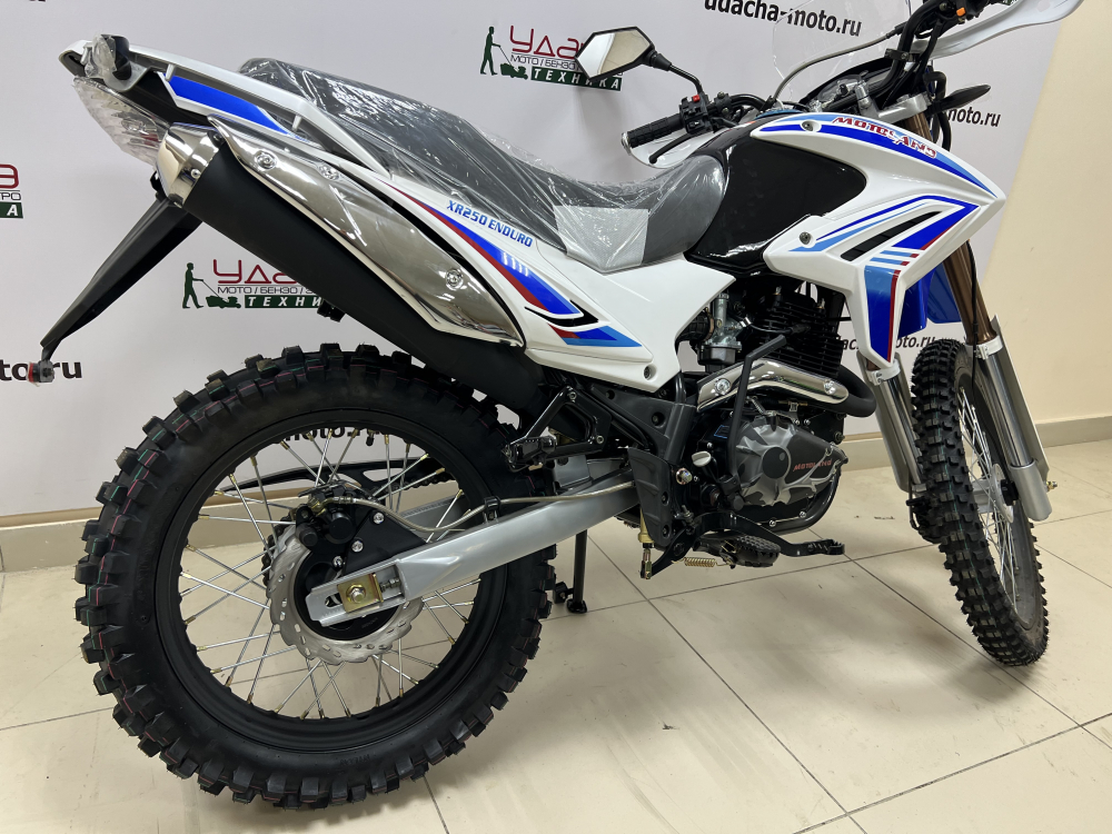 Мотоцикл Motoland XR250 ENDURO (172FMM-5/PR250) белый Удача. Магазин садового инвентаря и техники в Калуге